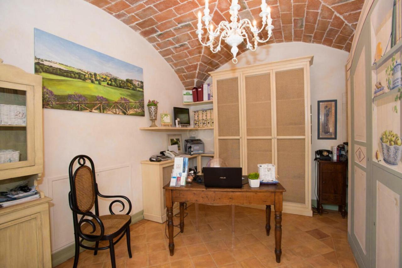 Apartamento Il Casale Di Giulia Sirolo Exterior foto